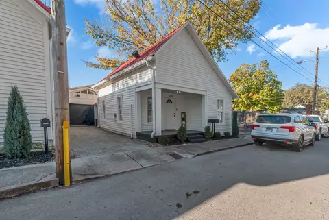 211 W 13th St # A, Columbia, TN 38401
