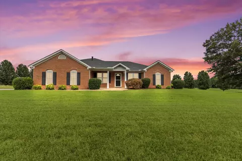 380 Mason Rd, Elora, TN 37328