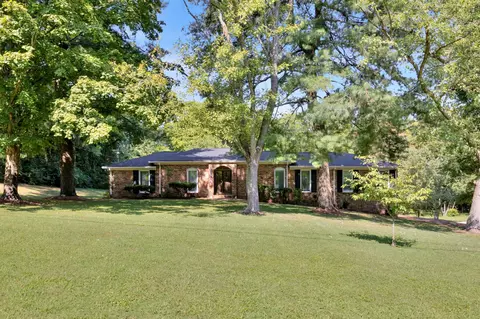 1327 Lipscomb Dr, Brentwood, TN 37027