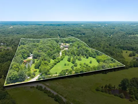 1374 Peter Pond Rd, Ashland City, TN 37015