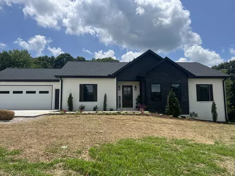 1037 Twin Pne, Dickson, TN 37055