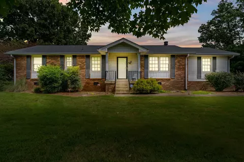 1509 Burchett Dr, Lebanon, TN 37087