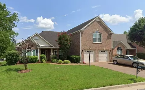 901 Leblanc Ct, Nashville, TN 37221