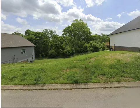 1243 Oxford Village Cv, Columbia, TN 38401