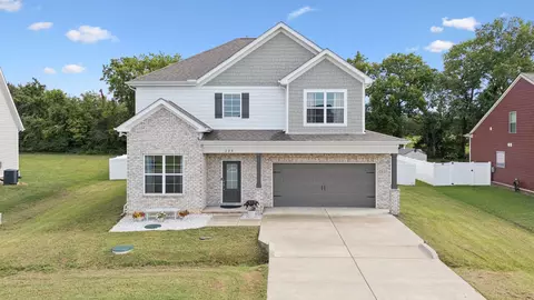 224 Glade Dr, Mount Juliet, TN 37122