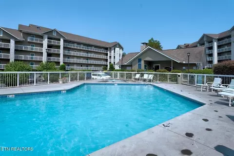 205 Ogle Dr UNIT 422, Pigeon Forge, TN 37863