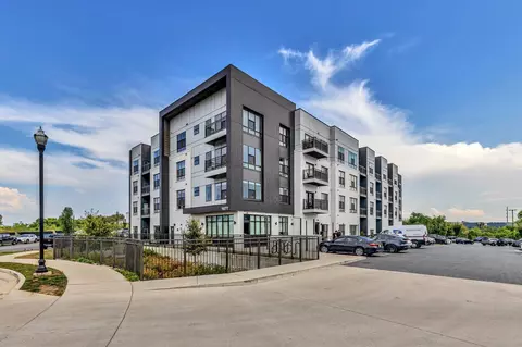 1677 54th Ave N #218, Nashville, TN 37209