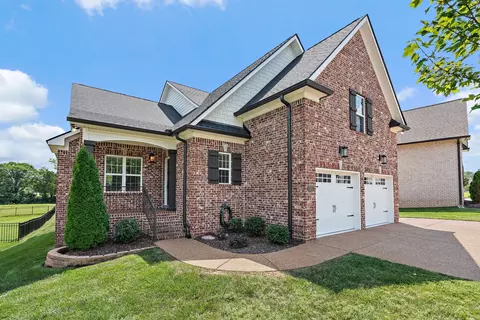 303 Timber Ln, Lebanon, TN 37087