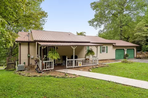 690 Ironwood Ave, Livingston, TN 38570