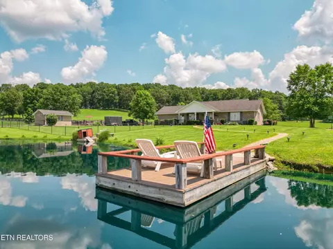 287 R S Marcum Rd, Oneida, TN 37841