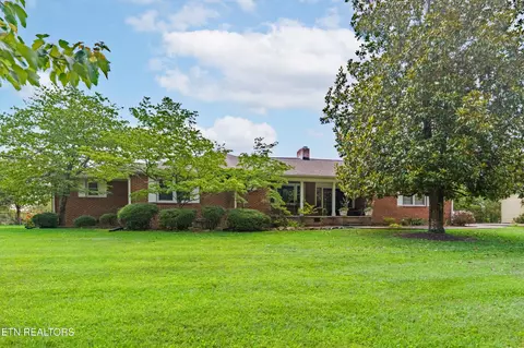 4222 Tazewell Pike, Knoxville, TN 37918