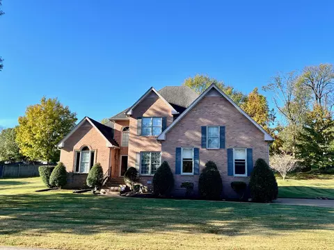 416 Barnes Dr, Lebanon, TN 37087