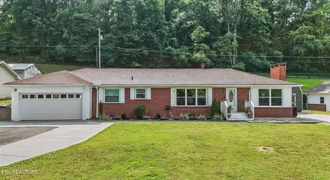 1301 Dogwood Dr, Kingston, TN 37763