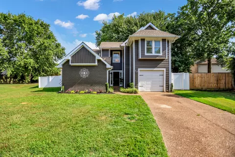109 Agee Ct, Hendersonville, TN 37075