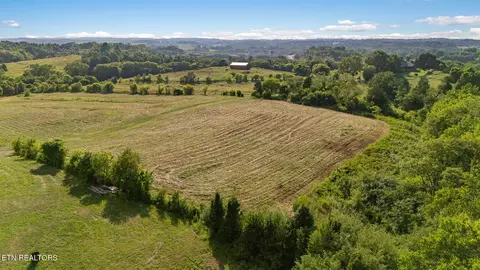 2167 Hiwassee Rd, Sweetwater, TN 37874