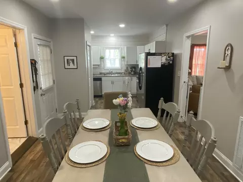 Dining - 308 Spring St, Loretto, TN 38469 photo 3 of 5