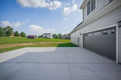 Exterior - 1378 Tom Grissom Rd, Morrison, TN 37357 photo 6 of 8