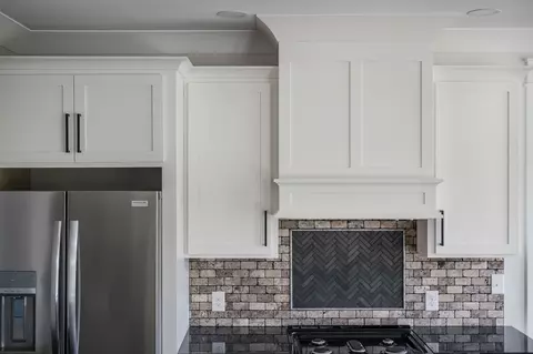 Kitchen - 1378 Tom Grissom Rd, Morrison, TN 37357 photo 3 of 6