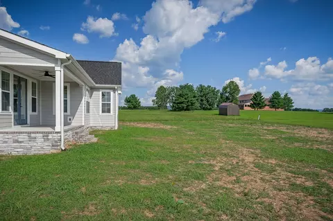 Exterior - 1378 Tom Grissom Rd, Morrison, TN 37357 photo 5 of 8