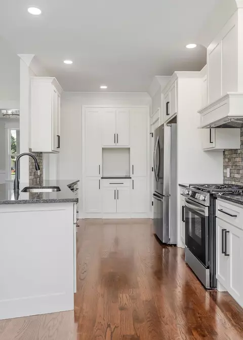 Kitchen - 1378 Tom Grissom Rd, Morrison, TN 37357 photo 5 of 6