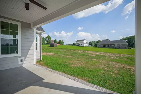 Exterior - 1378 Tom Grissom Rd, Morrison, TN 37357 photo 4 of 8