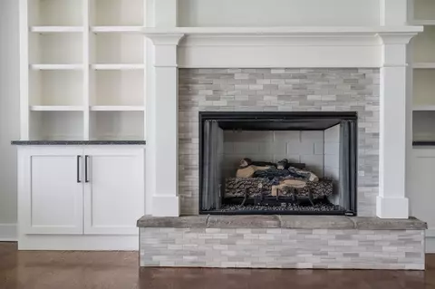 Living - 1378 Tom Grissom Rd, Morrison, TN 37357 photo 5 of 7