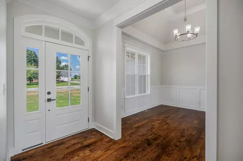 Entry Way - 1378 Tom Grissom Rd, Morrison, TN 37357 photo 1 of 5