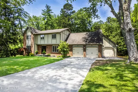 11823 N Monticello Dr, Knoxville, TN 37934