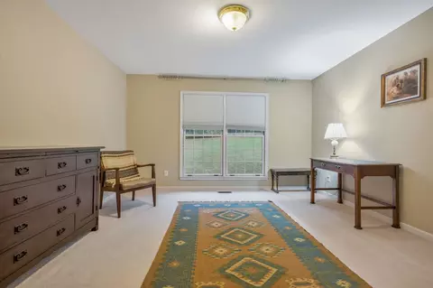Bedroom - 300 E Lake Dr, Dickson, TN 37055 photo 5 of 7