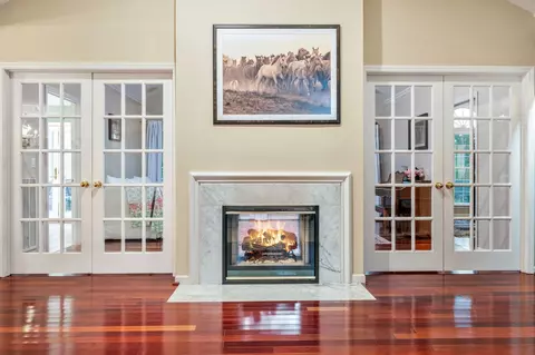 Entry Way - 300 E Lake Dr, Dickson, TN 37055 photo 3 of 3