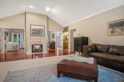 Other - 300 E Lake Dr, Dickson, TN 37055 photo 4 of 14