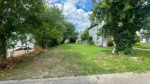 1726 Knowles St, Nashville, TN 37208