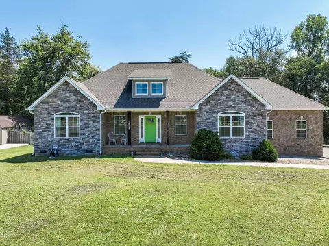 1518 Azalee Ln, Chapel Hill, TN 37034