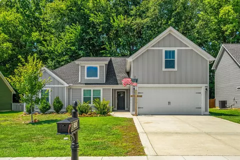243 Fieldstone Ln, Springfield, TN 37172