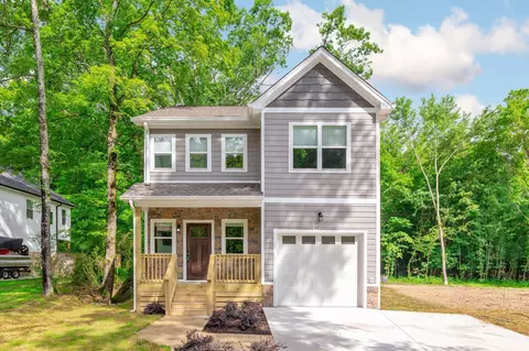 6683 Sandswitch Rd, Hixson, TN 37343