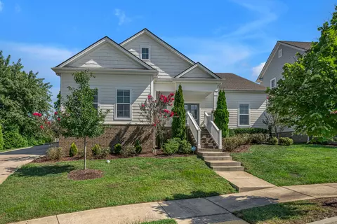621 Henry Ln, Nashville, TN 37211