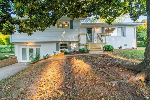 1306 Phyllis Ln, Chattanooga, TN 37421