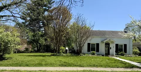 1916 Emoriland Blvd, Knoxville, TN 37917