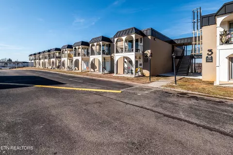 5709 Lyons View Pike Pike #2105, Knoxville, TN 37919