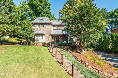 1621 Duncan Rd, Knoxville, TN 37919