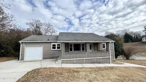 514 High Point Cir, Kingston, TN 37763