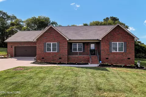 1444 Benjamin Blvd, Sevierville, TN 37876