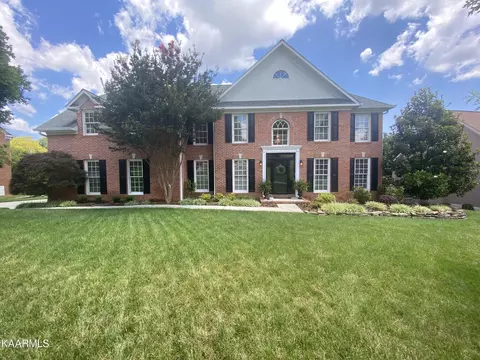 1868 Raven Hill Ct, Knoxville, TN 37922