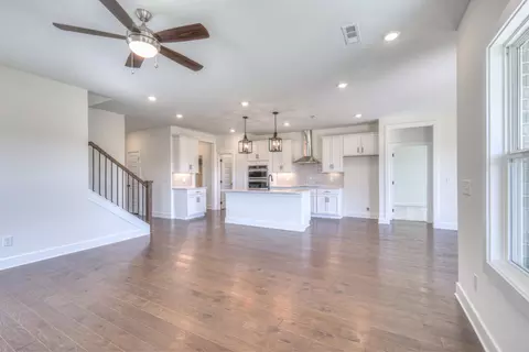 4944 Kai Dr, Murfreesboro, TN 37129 photo 4