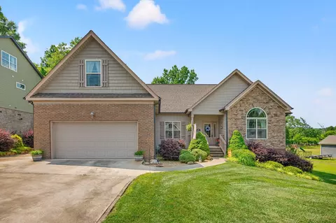 10807 Thatcher Crest Dr, Soddy Daisy, TN 37379