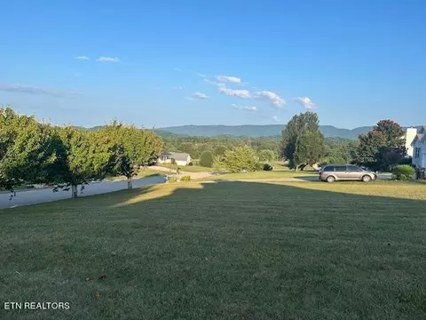 20 Cavet Dr, Maryville, TN 37803