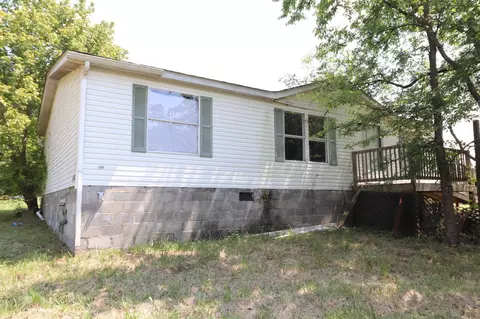482 Boat Dock Rd, Hartsville, TN 37074