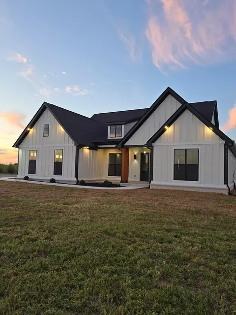 6856 Shelbyville Rd, Morrison, TN 37357