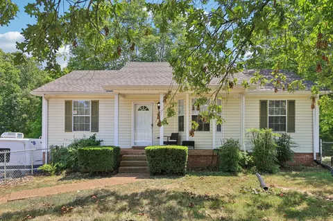 2647 Old Clarksville Pike, Ashland City, TN 37015