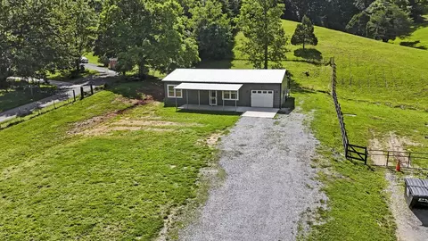 1295 Ideal Valley Rd, Spring City, TN 37381